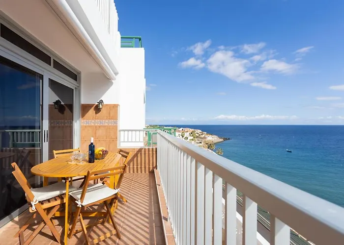 Апартаменты Home2book Poris Ocean View